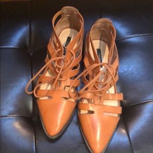 Loafers brown never worn